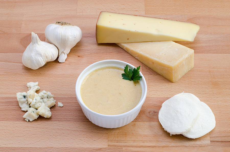 Pappardelle's Roasted Garlic & Four Cheese Sauce